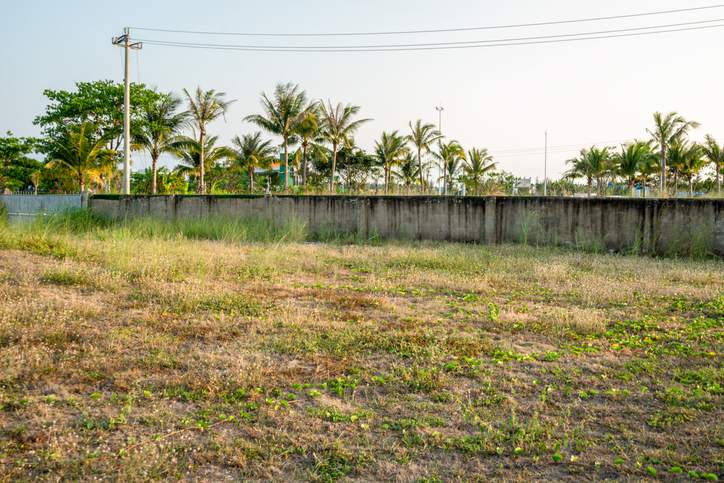 Featured image for post titled Right Of Way Easements And How They Affect Property Value